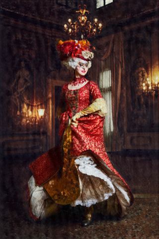 Faces of Venice VI · Dancing Baroness