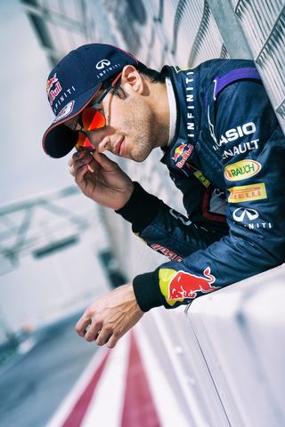 Red Bull Eyewear 03
