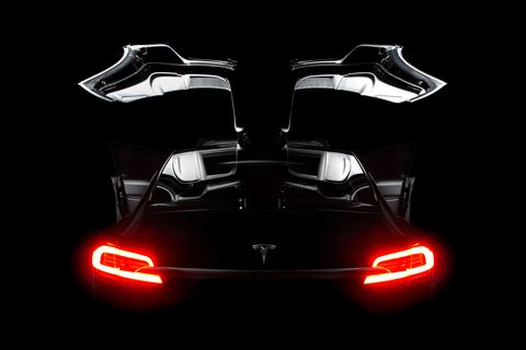Tesla 04