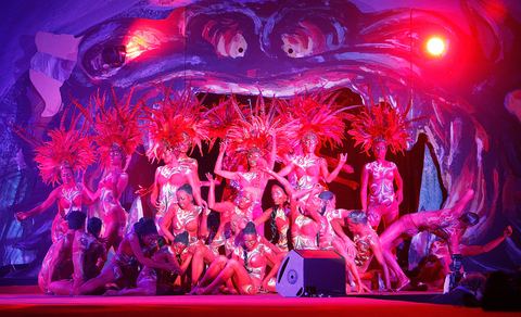 Life Ball 18