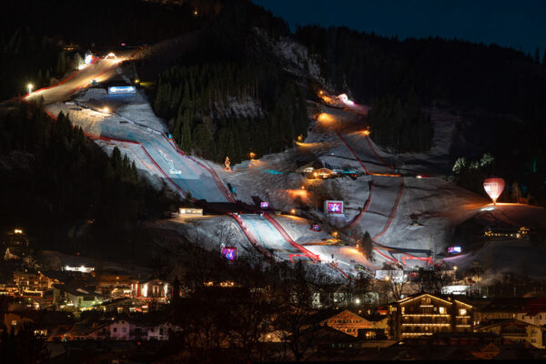 Hahnenkamm Skirennen in Kitzbühel